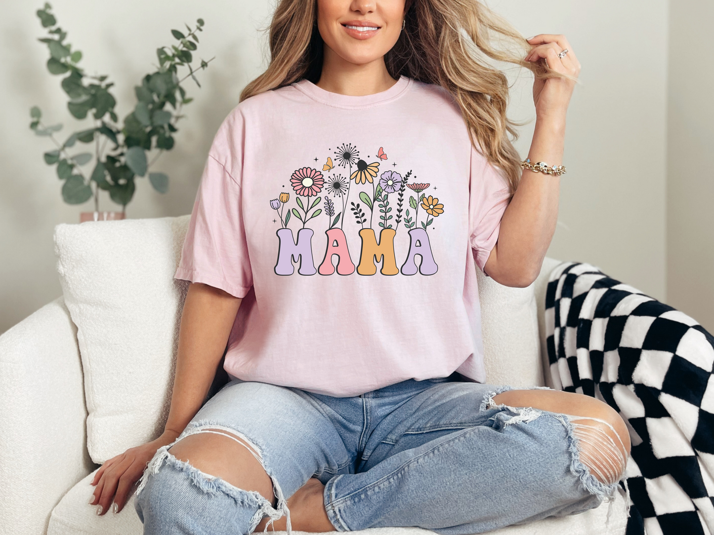 Mama with flowers T-Shirt